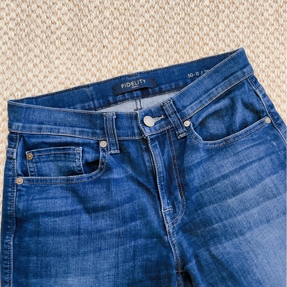 Fidelity Denim Men’s Jeans Size 30 – Medium Wash Straight Fit LIKE NEW - Picture 4 of 14